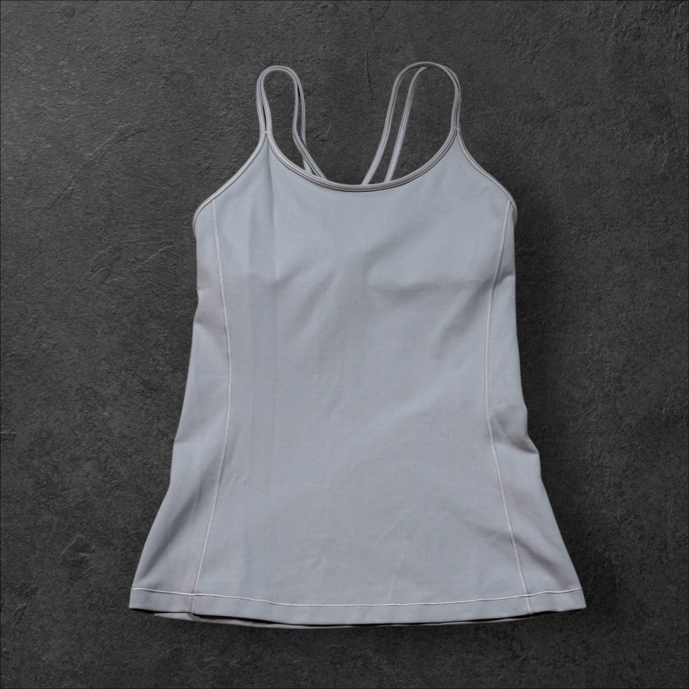 Lululemon Free to be tank nulu Top Gray Size 6 Criss Cross Straps Athletic Fit